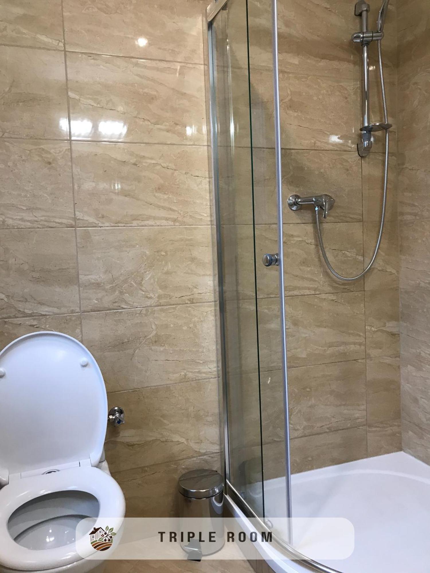 Apartmanovy Dom Visnove Eksteriør billede